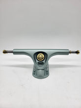 Load image into Gallery viewer, Paris Truck Co. - V3 Crystal Blue 50° 180mm