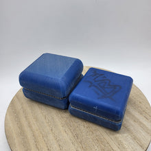 Load image into Gallery viewer, Faceplant Boardriders - Premium Square Slide Pucks (set)