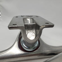 Load image into Gallery viewer, Paris Truck Co. - V3 Polished 43° 165mm