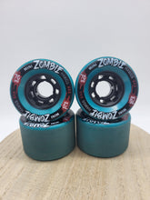 Load image into Gallery viewer, Hawgs - Mini Zombie 70mm 84a