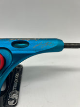 Load image into Gallery viewer, Gullwing Trucks - Reverse Louis Pilloni Pro 47º 183mm