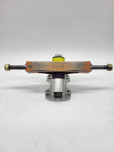 Load image into Gallery viewer, Skoa - Zephyr Orange/Black 47°/26° 124mm 7.75"
