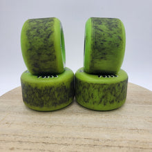 Load image into Gallery viewer, ABEC 11 - Retro Vertz Lime 96a 65mm