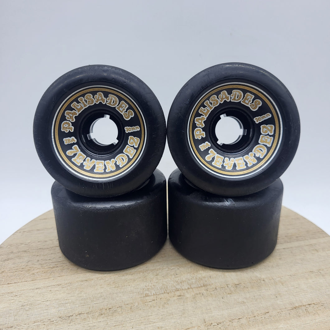 Palisades - 7EVENDEZ 78a 70mm