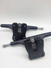 Load image into Gallery viewer, Bear Trucks - Gen 5 852 Black 52° 10"