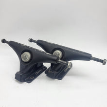 Load image into Gallery viewer, Gullwing Trucks - Neil Carver Charger V1 Black 9&quot;