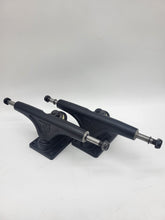 Load image into Gallery viewer, Bear Trucks - Gen 5 852 Black 52° 10"